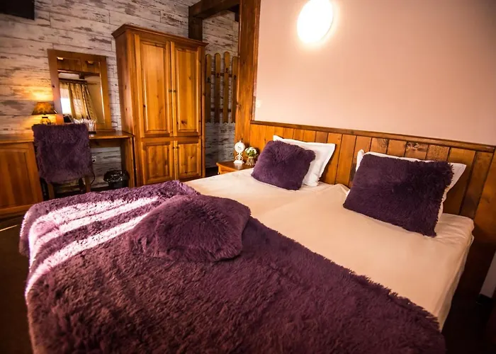 依利达家庭酒店 3*